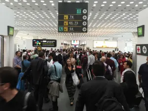 Cancelan vuelos a Puerto Vallarta por huracán ‘Patricia’