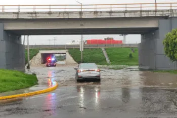 Llama Gobierno de la Ciudad a automovilistas a extremar precauciones durante periodo de lluvias