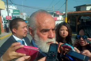 No vengo a Puebla a tapar o a destapar a alguien: Jefe Diego