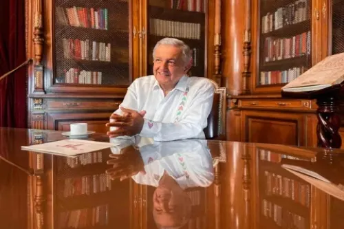 Agosto inicia con la recuperación de 15 mil empleos: López Obrador