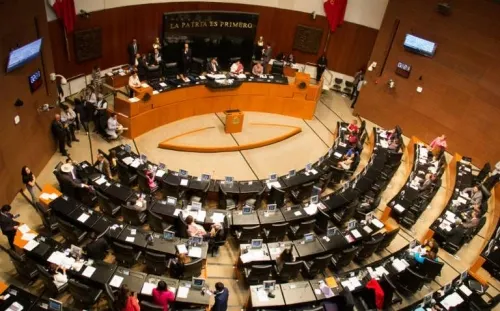 Senado pospone aprobación de T-MEC hasta que Ebrard comparezca