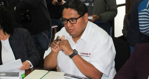 En Charlie Hall, el enemigo duerme en casa