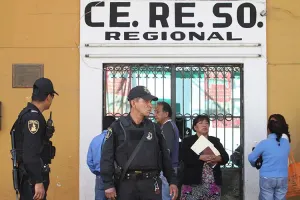 Pide José Juan Espinosa a Gali Fayad que invierta en Cereso