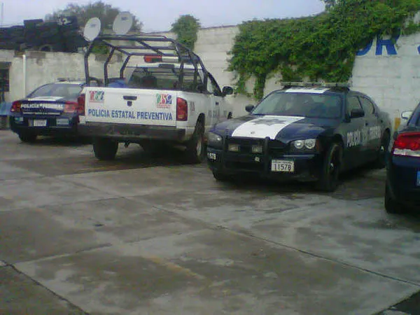 Detienen a cinco presuntos policías por secuestro