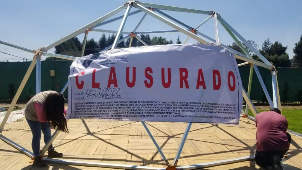 Clausuran obra de hotel junto a la pirámide de Cholula