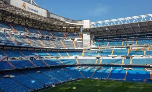 España planifica regresar el futbol sin público, hasta fin de año