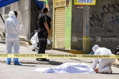 A bordo de una motocicleta, ejecutan a un hombre en Barranca Honda