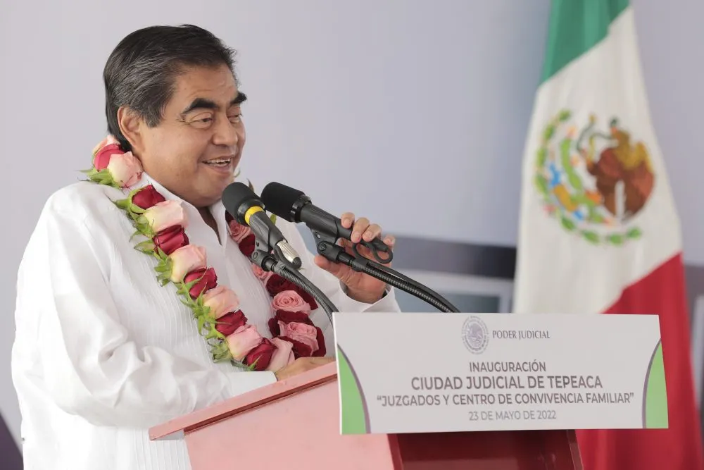 En Puebla acabaron privilegios en el poder , hoy hay verdaderos servidores públicos : MBH