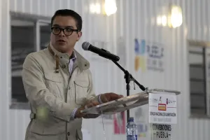 Definen esta semana predios para reubicar a damnificados de Earl