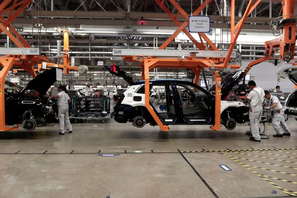 Debido a la escasez de gas natural, Audi de México ajustará su producción