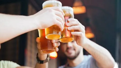 ¡Ésta va por México! Es el país que más cerveza manda a EU