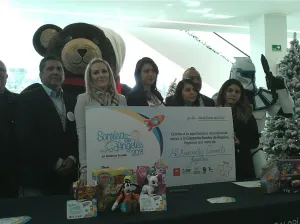 Donación de juguetes Sonrisa de ángel supera los mil 500