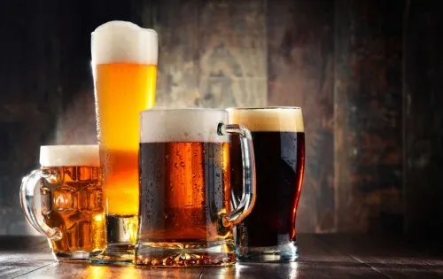 Mexicanos gastan 3% más en “chelitas” que en refresco