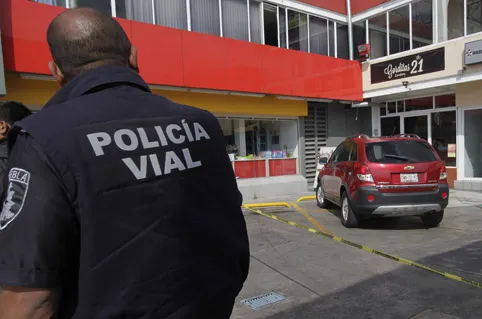Asaltan residencia en Concepción Buenavista; roban lote de joyas