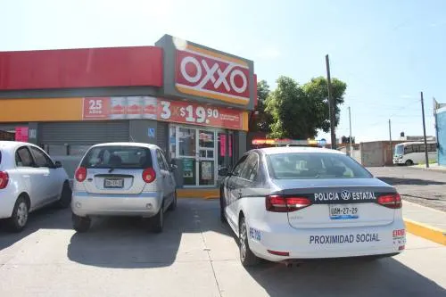 Asaltante de tienda Oxxo disparó contra civiles para no ser detenido en San José Mayorazgo