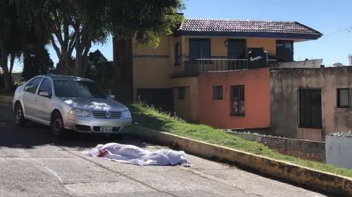 Asesinan a un hombre en San Jerónimo Caleras, los responsables huyen abordo de una motocicleta