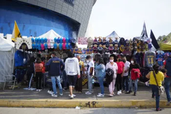 Ayuntamiento de Puebla cierra paso al ambulantaje en el Cuauhtémoc; reforzarán los operativos
