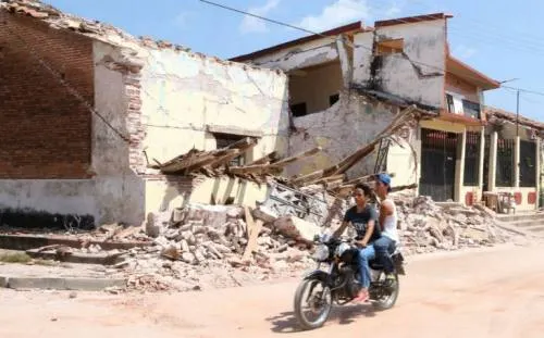 Ya son 96 las víctimas mortales por sismo de 8.2 grados; van 72 en Oaxaca