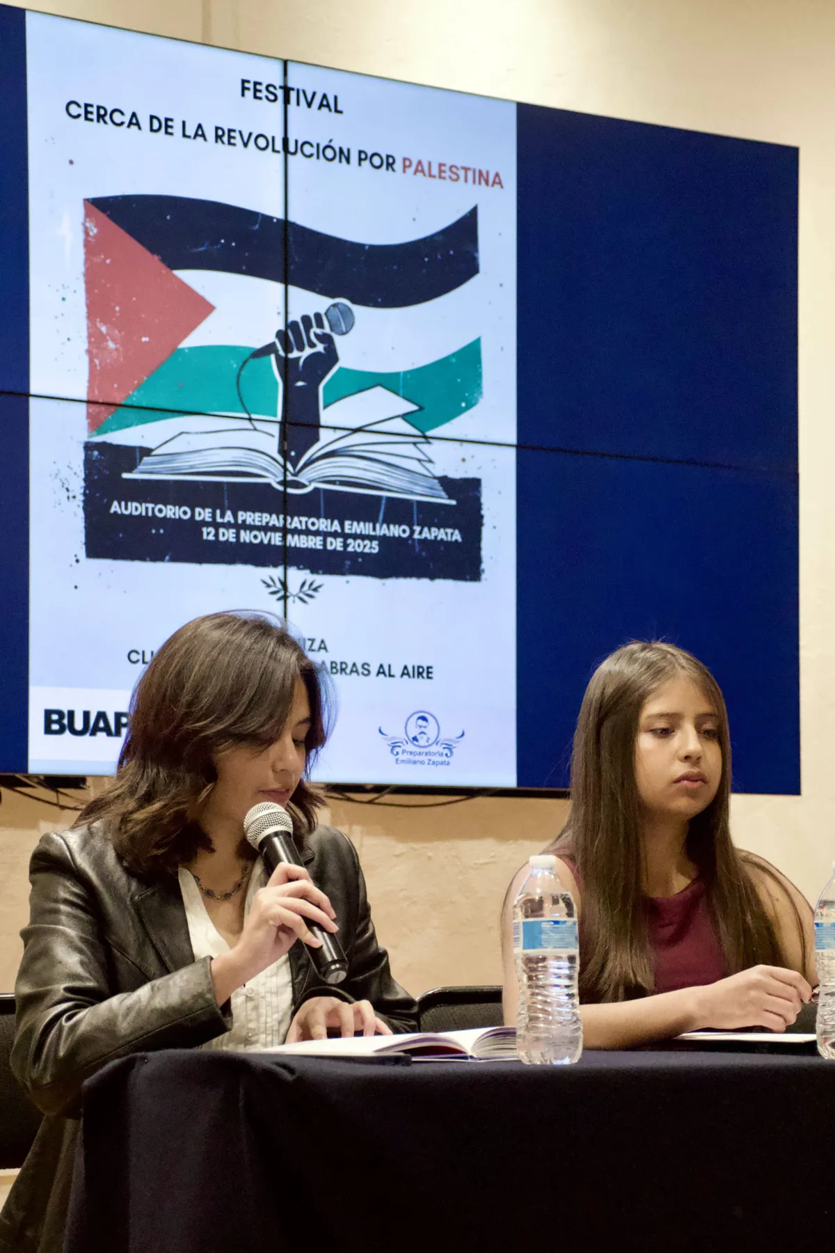 Abordan la literatura como un agente de paz en el Festival Cerca de la Revolución por Palestina