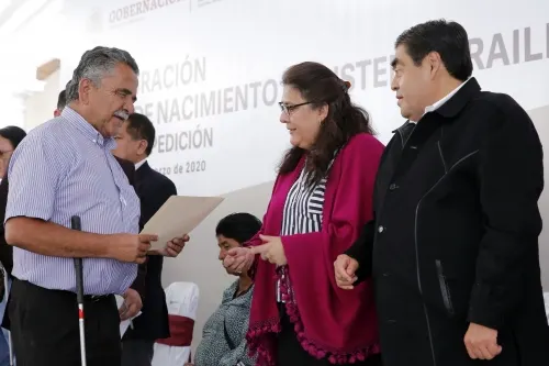 Puebla contará con un sistema digital para trámite de actas del registro civil, anunció Barbosa