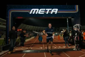 Récord de participación en la Carrera Nocturna Universitaria
