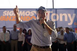Escenario favorece a Tony Gali, igual que a Moreno Valle en 2010