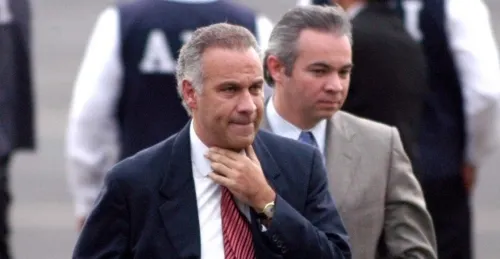 Abogado Juan Collado es vinculado a proceso por delincuencia organizada y lavado de dinero
