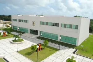 Anáhuac y Colegio del Bosque efectúan labor social en Pedro Cholula