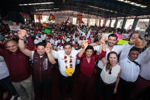 Barbosa se compromete a apoyar a presidentes municipales siempre y cuando respeten la ley