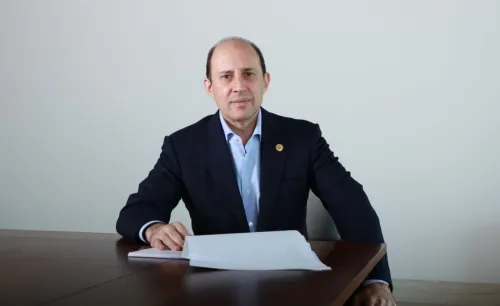 Manzanilla presenta propuestas para la recuperación nacional de la pandemia por Covid-19