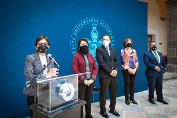 Inaugura rectora de la BUAP exposición ‘Territorios discontinuos de sus límites y contenidos’