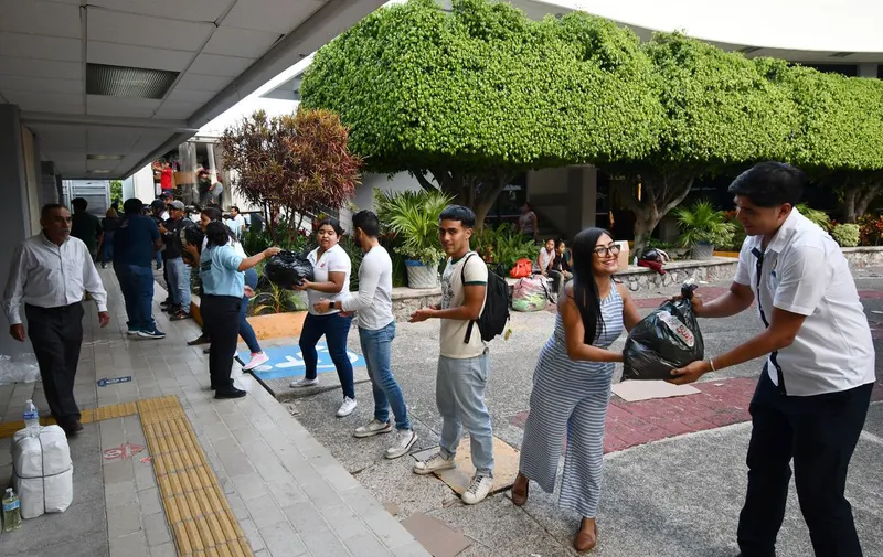 buap-apoyo-damnificados-guerrero
