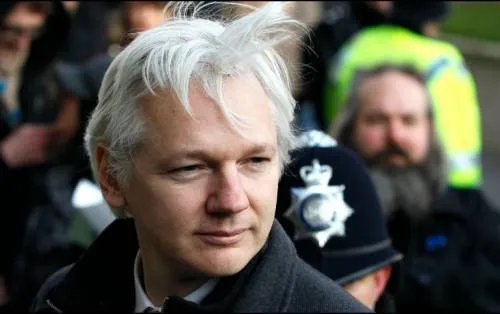 Rusia condena detención de Assange