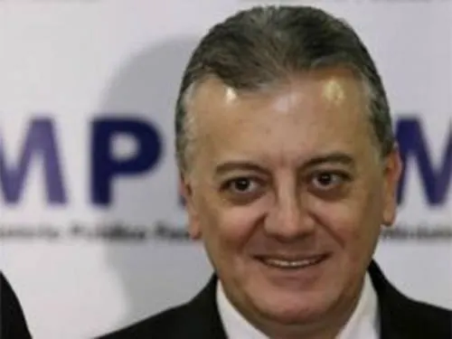 Detienen a expresidente de Petrobras en gobierno de Lula