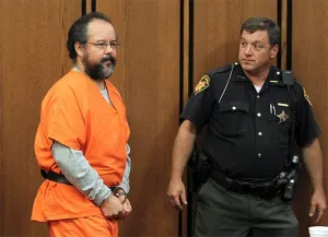 Secuestrador de Ohio fue hallado muerto en su celda