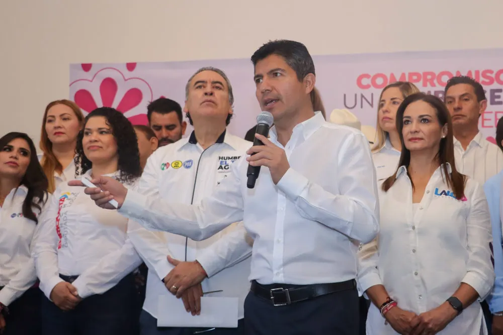 Arrecian críticas de inseguridad por crecer en encuestas, asegura Eduardo Rivera