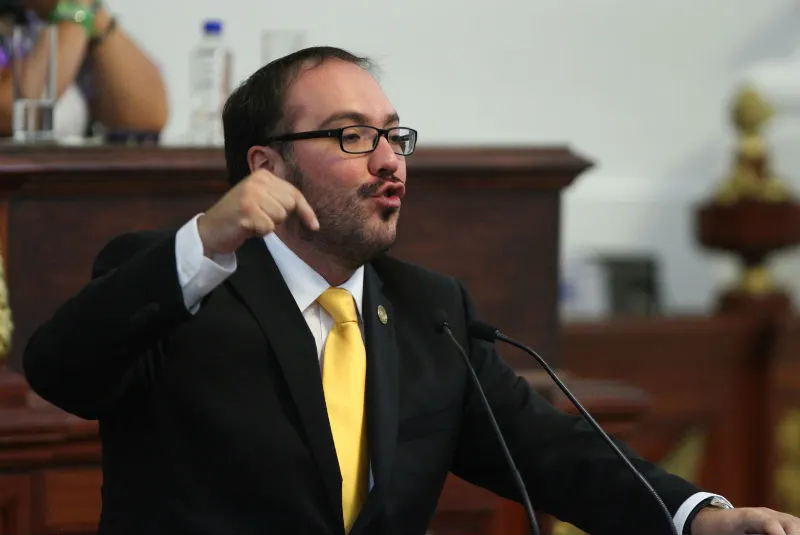 Mauricio Toledo echa mano de la estructura morenovallista para hacer campaña en Texmelucan