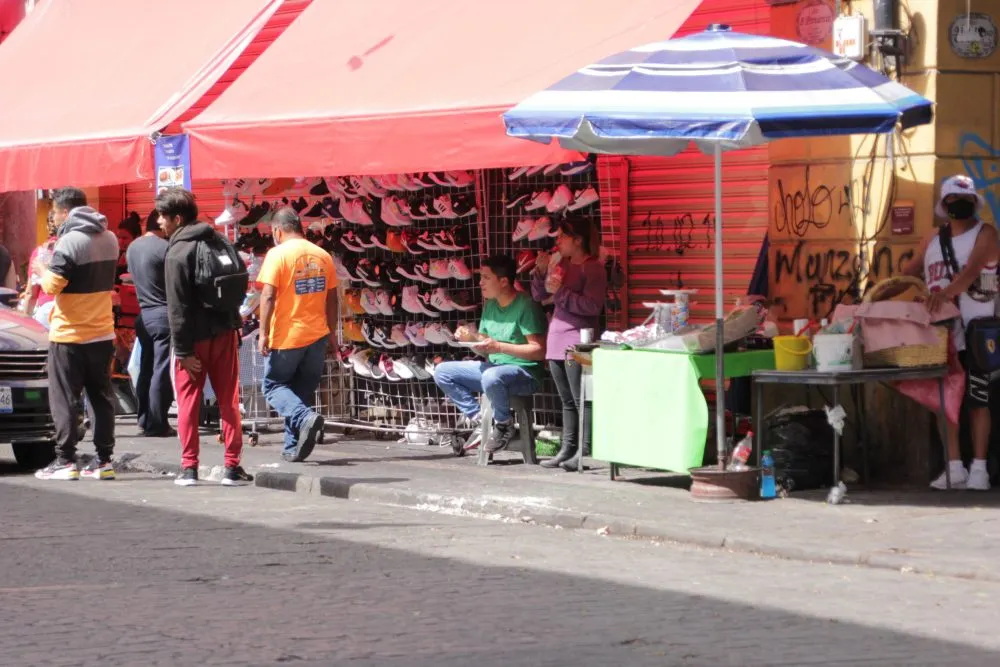 Regresan ambulantes al Centro Histórico de Puebla