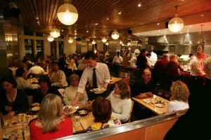 A la baja el consumo de alcohol en restaurantes
