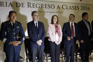 Inauguran Feria de Regreso a Clases 2016