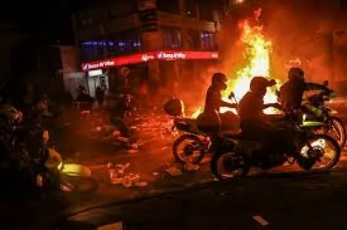 Van 10 decesos tras protestas en Colombia