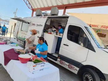 Unidad Móvil SEDIF continúa con ruta de capacitación en manejo de alimentos