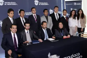 Universitarios analizarán futuro del sector automotriz
