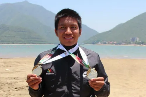 Mexicano Rigoberto Camilo es campeón en Copa Mundial de Canotaje