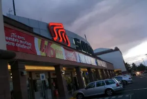 Hampones armados asaltan cajas de Soriana Torrecillas
