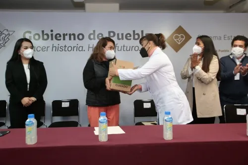 Concluye SEDIF entrega de 50 mil sueros electrolitos en beneficio de personal médico
