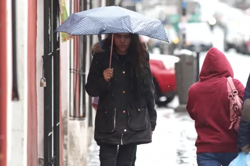 Se mantendrán fuertes lluvias las próximas 48 horas