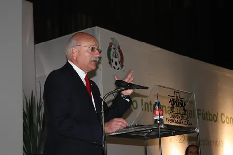 Se realiza en la Ibero Puebla el Foro Internacional Futbol Conciencia