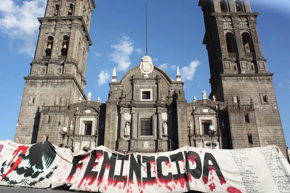 Violencia contra mujeres continúa