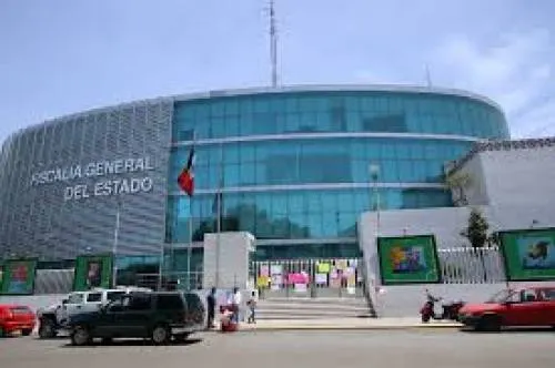 Continuarán en prisión cuatro custodios por fuga de interno, ante pruebas de Fiscalía